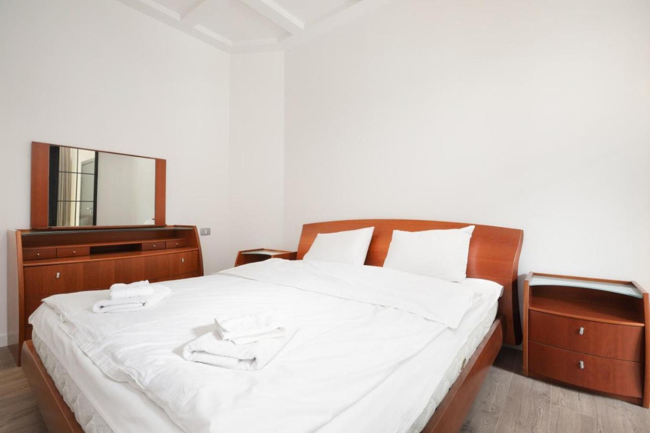 Stay Inn-Apartments On Abovyan 32 예레반 외부 사진