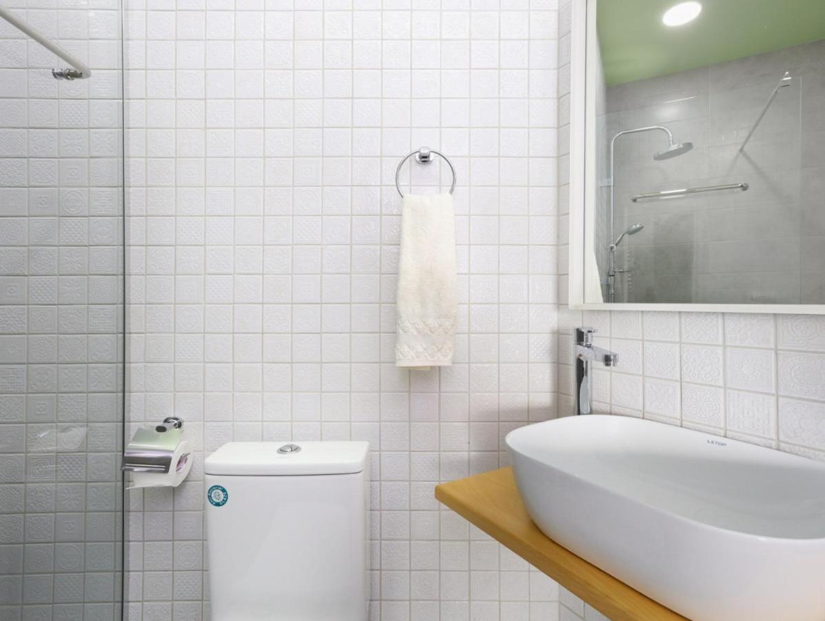 Stay Inn-Apartments On Abovyan 32 예레반 외부 사진