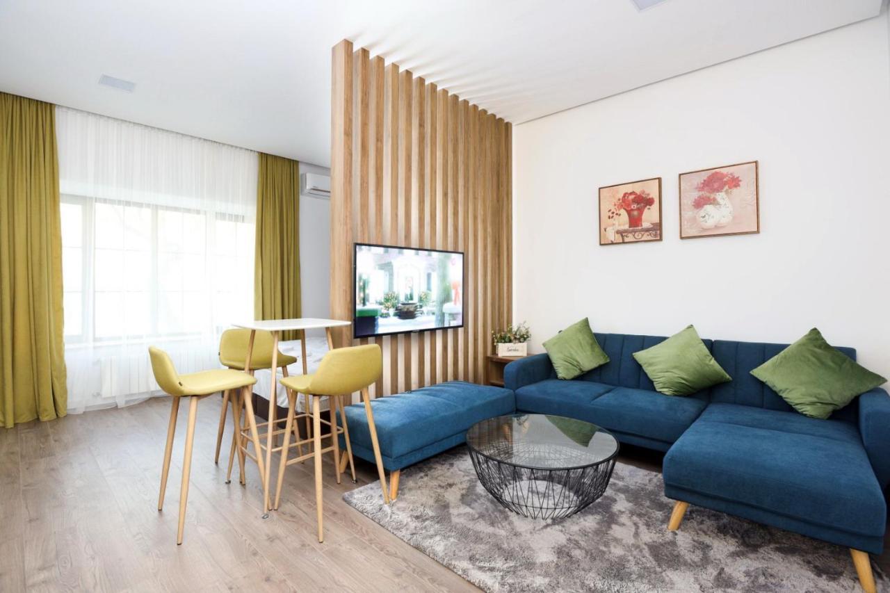 Stay Inn-Apartments On Abovyan 32 예레반 외부 사진