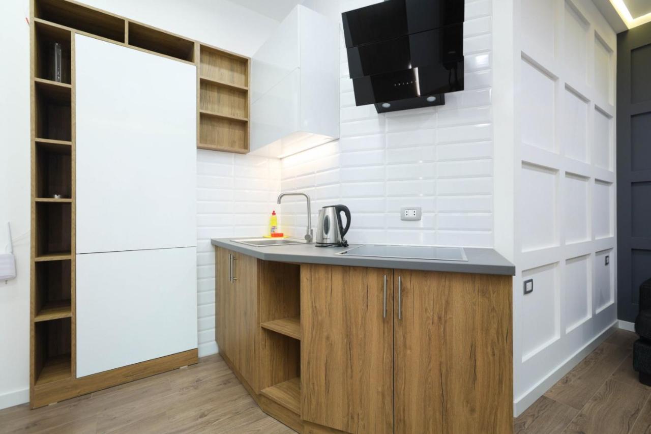 Stay Inn-Apartments On Abovyan 32 예레반 외부 사진